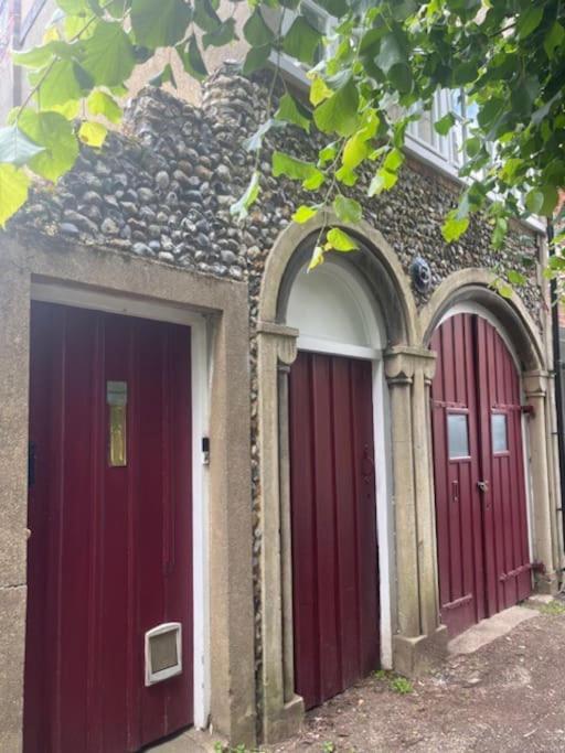 Central Medieval Grid Unique Home With Gated Parking Bury St. Edmunds Εξωτερικό φωτογραφία